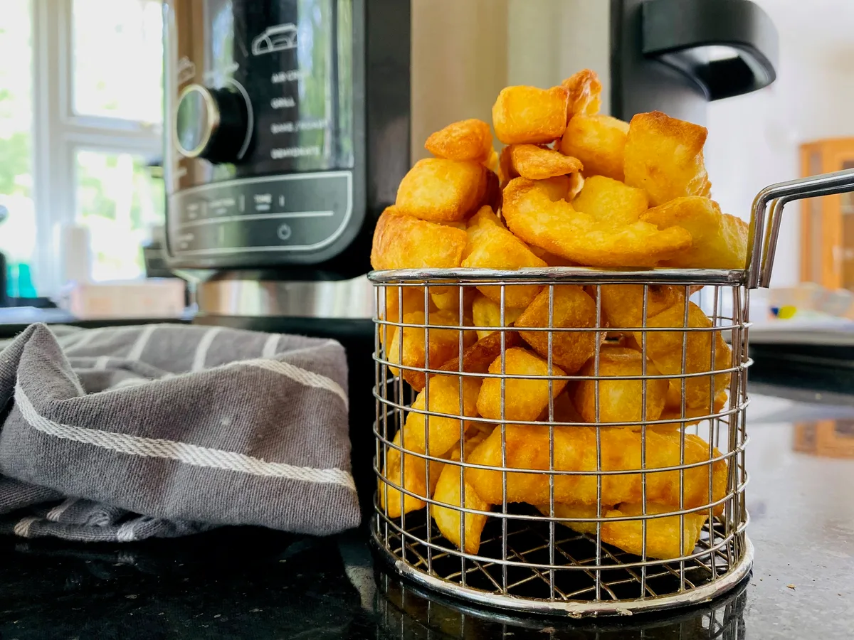 basket air fryer frozen chips shake