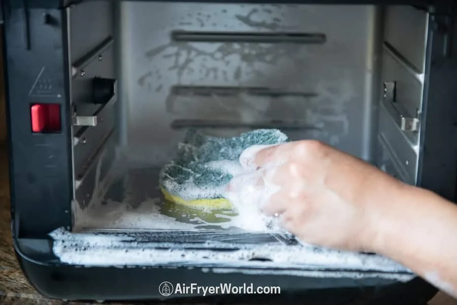 can i use oven cleaner on an air fryer